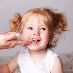 Novibaby Silikon Bebek Parmak Diş Fırçası - Finger Brush 0-3 Yaş - 4 Adet - Diş Kaşıyıcı